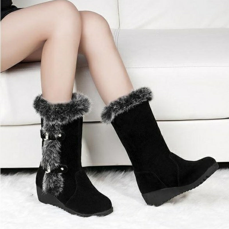 Women's light brown mid-calf slip-on snow boots