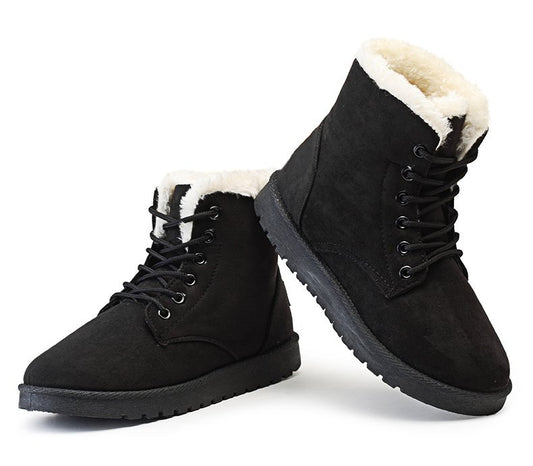 Women's heeled ankle snow boots with plush insole