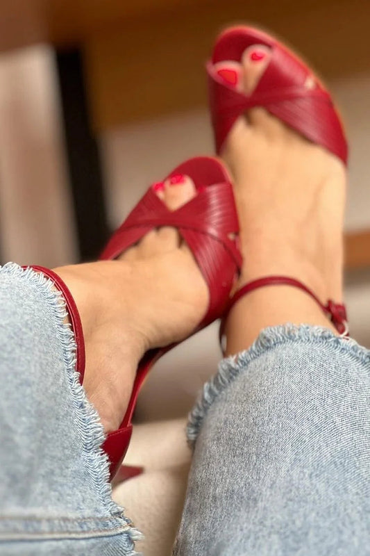 Red stiletto heel sandal with slim silhouette for women