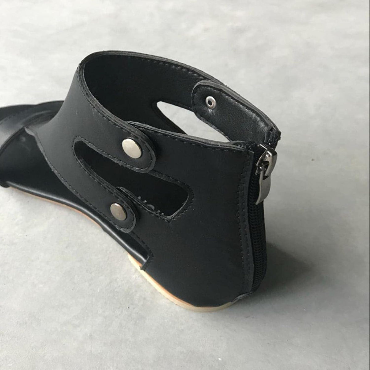 Women's cutout ankle orthopedic sandals for everyday wear