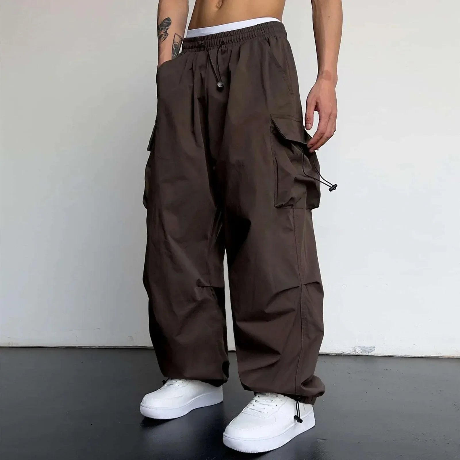 mens-casual-woven-cargo-pants-with-drawstring-and-toggle-hems-4