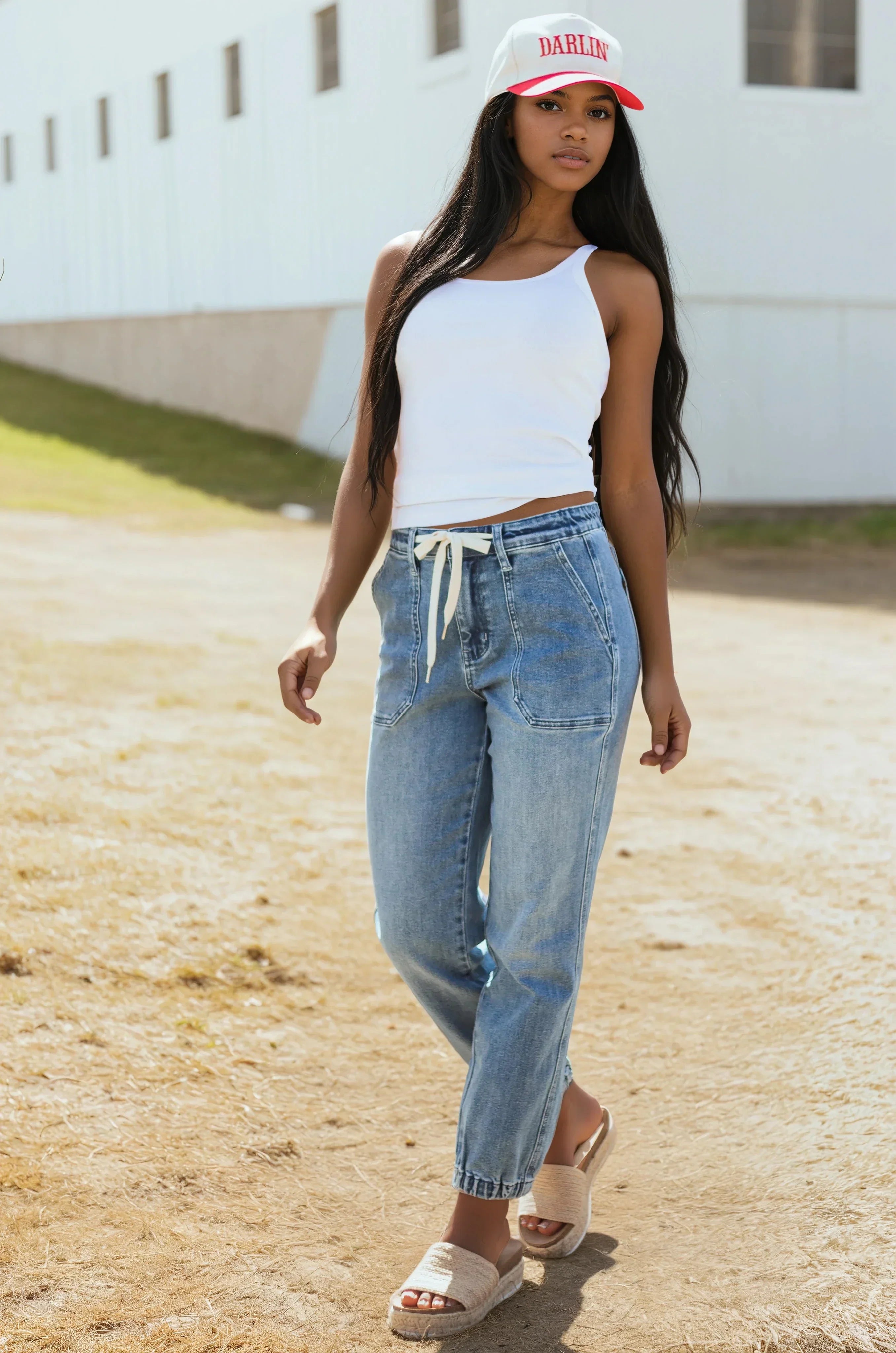 womens-jogger-style-denim-jeans-with-drawstring-waist-and-cuffed-ankles-4