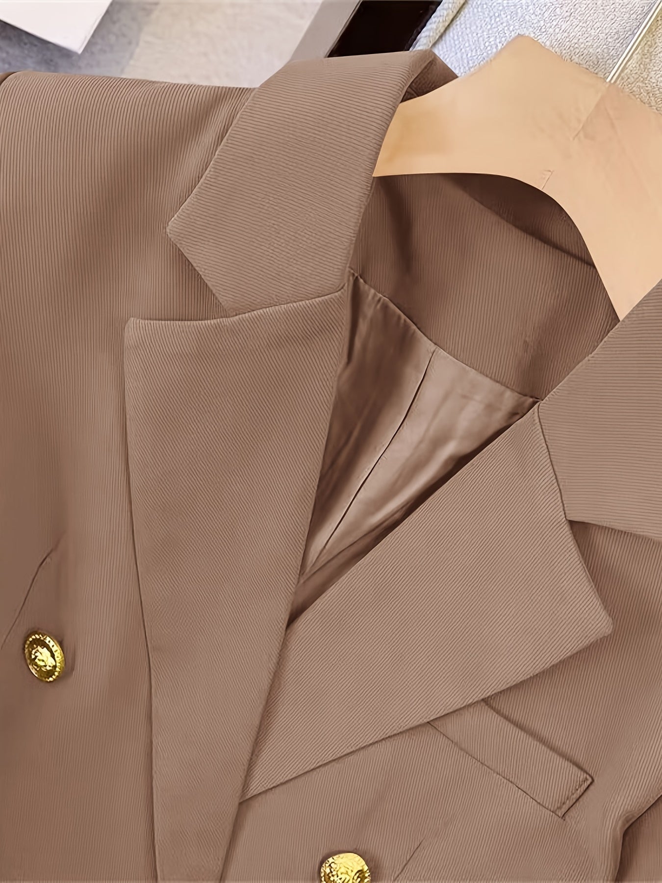 womens-woven-blazer-with-notched-lapel-and-button-cuffs-9