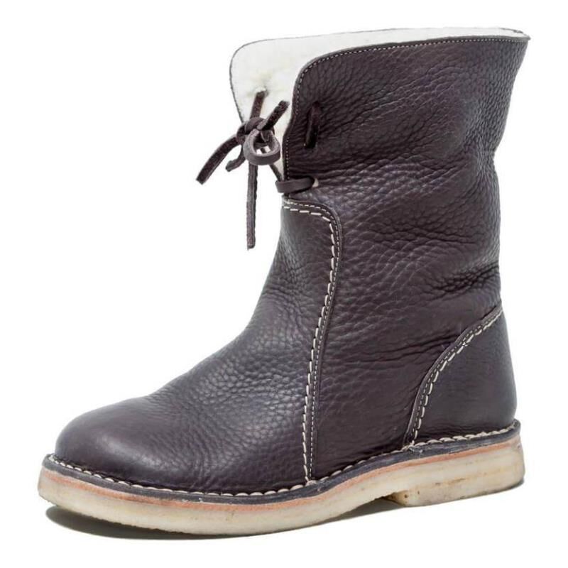 Women's winter snow boots with plush lining and lace-up front