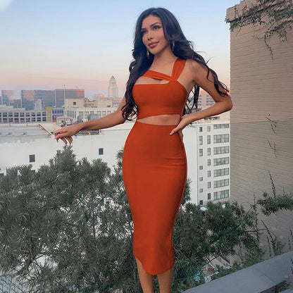 Women's solid color party dress in black and caramel