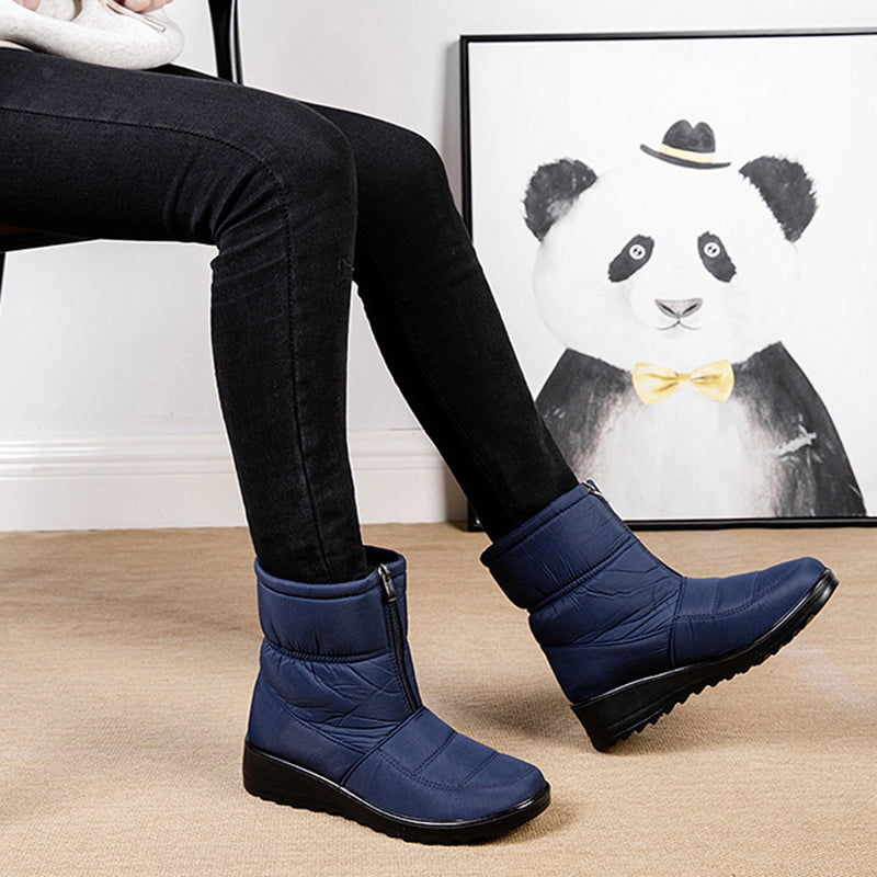 Women's winter snow boots with plush lining and platform sole