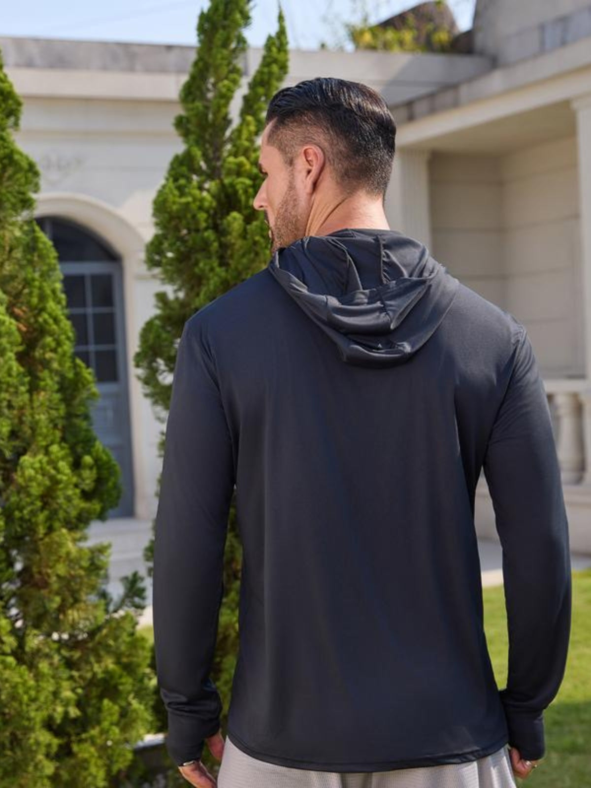 Men's sport pullover hoodie with drawstring hood