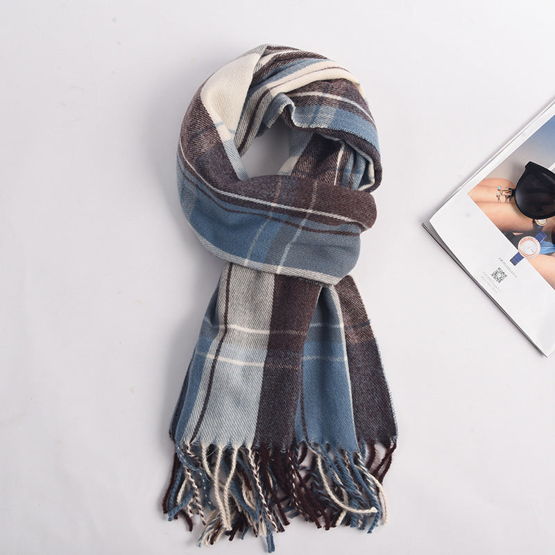 Women's plaid winter scarf in beige matching grid