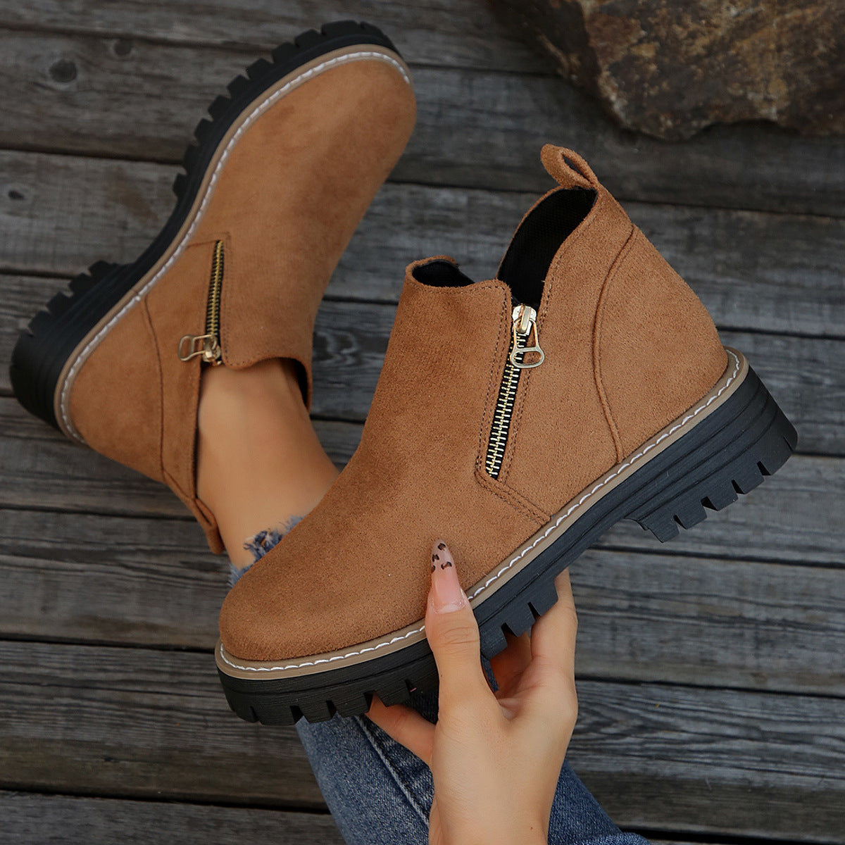 Women's chunky heel suede ankle boots with side zipper