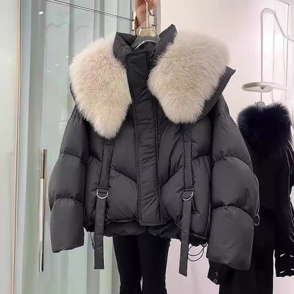 Women's padded winter coat with fur collar in black