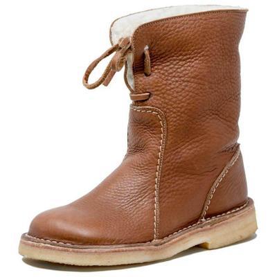Women's winter snow boots with plush lining and lace-up front
