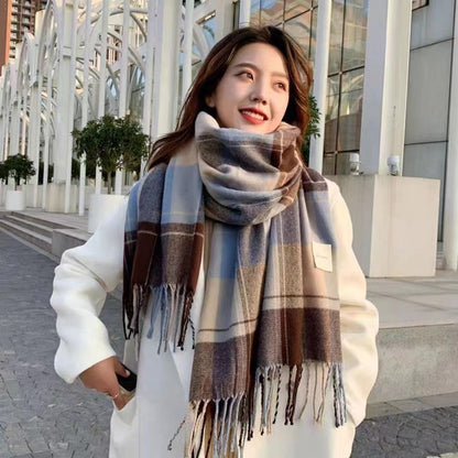 Women's plaid winter scarf in beige matching grid