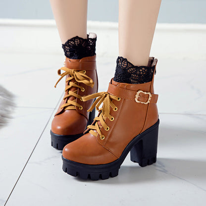 Women's lace-up ankle boots with square heel