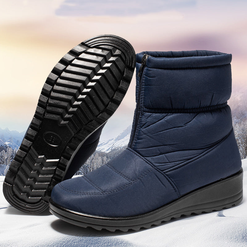 Women's winter snow boots with plush lining and platform sole