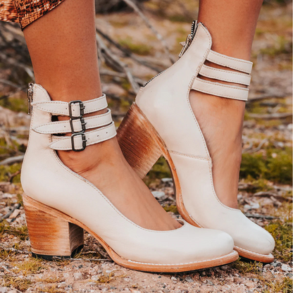 Women's block-heel orthopedic sandals for everyday wear - white