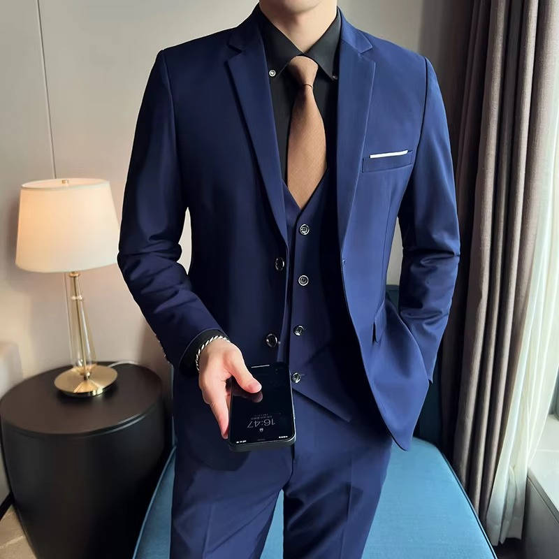 Men's slim fit three piece business suit - blue a