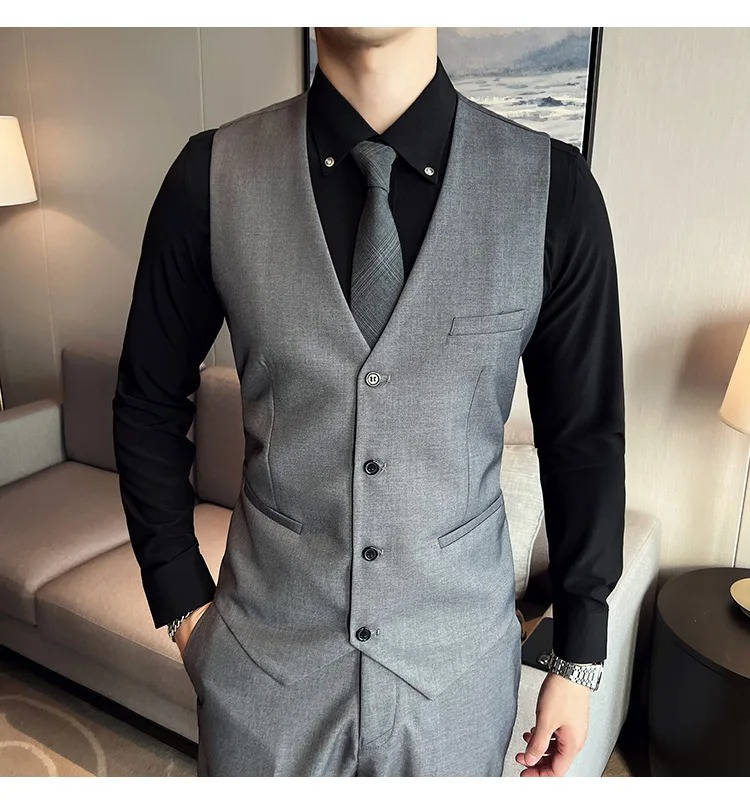 Men's slim fit three piece business suit