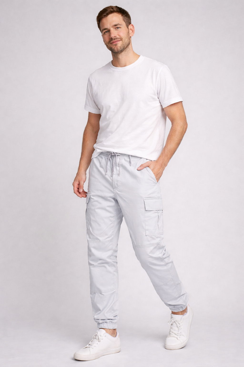 Men's cropped cargo pants with elasticated waist - white