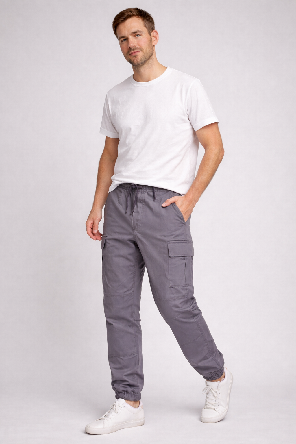 Men's cropped cargo pants with elasticated waist - gray