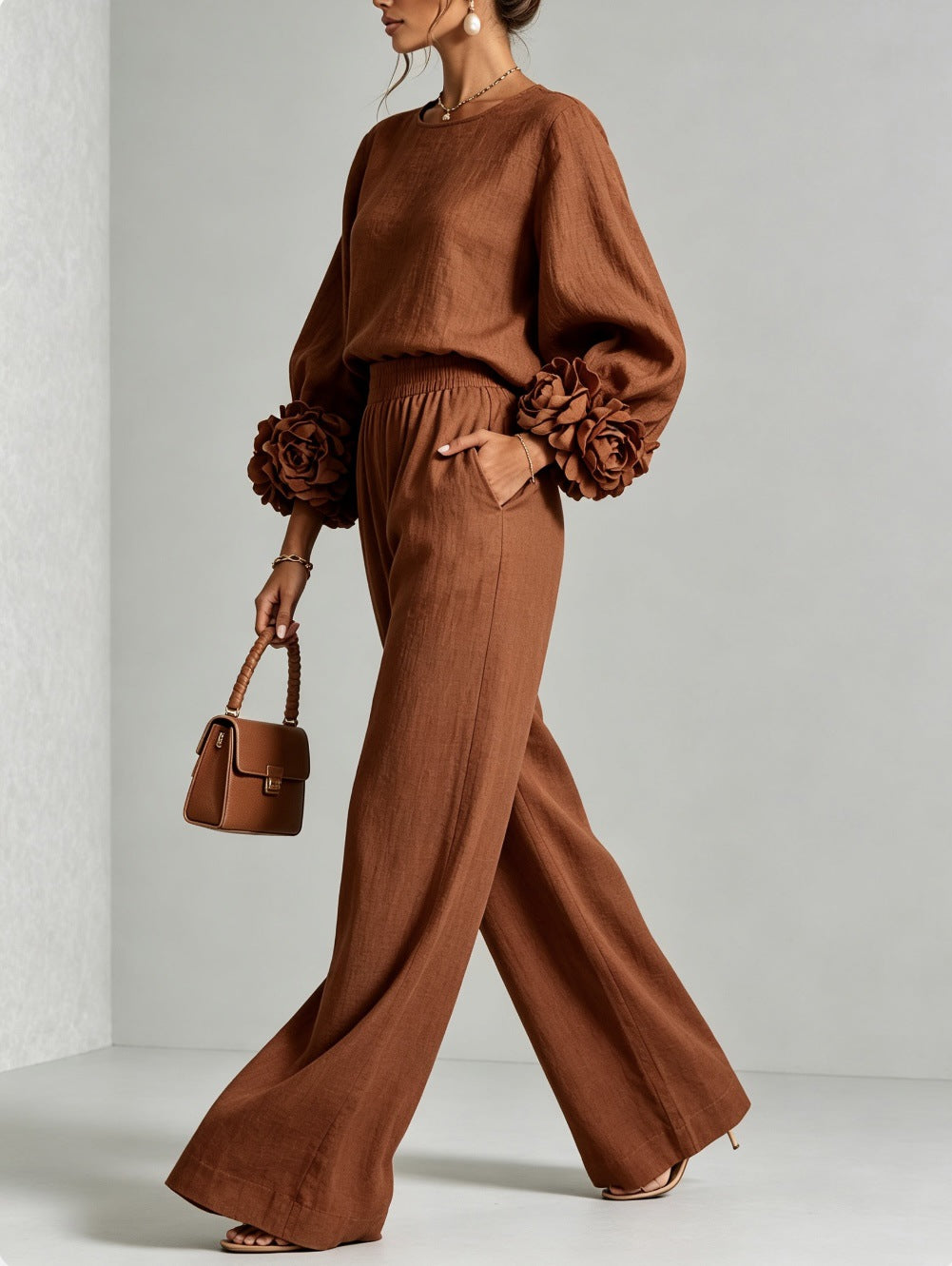 Women's floral two-piece set with balloon sleeves and wide-leg pants