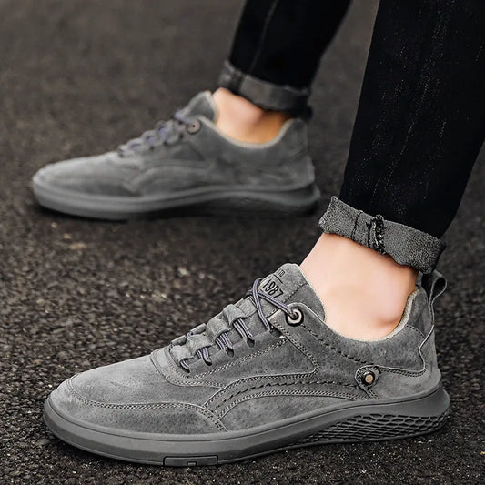 Men's suede sneakers with low-top design