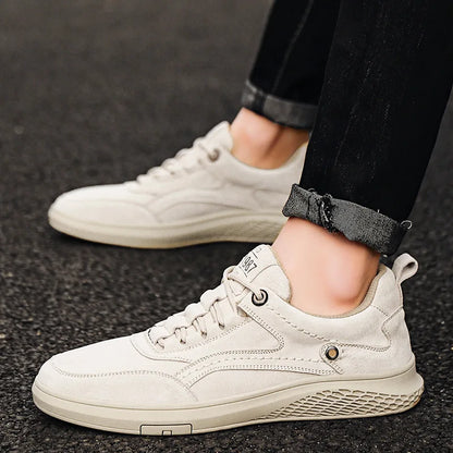 Men's suede sneakers with low-top design
