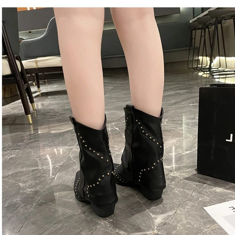Kordula - Studded Western Ankle Boots