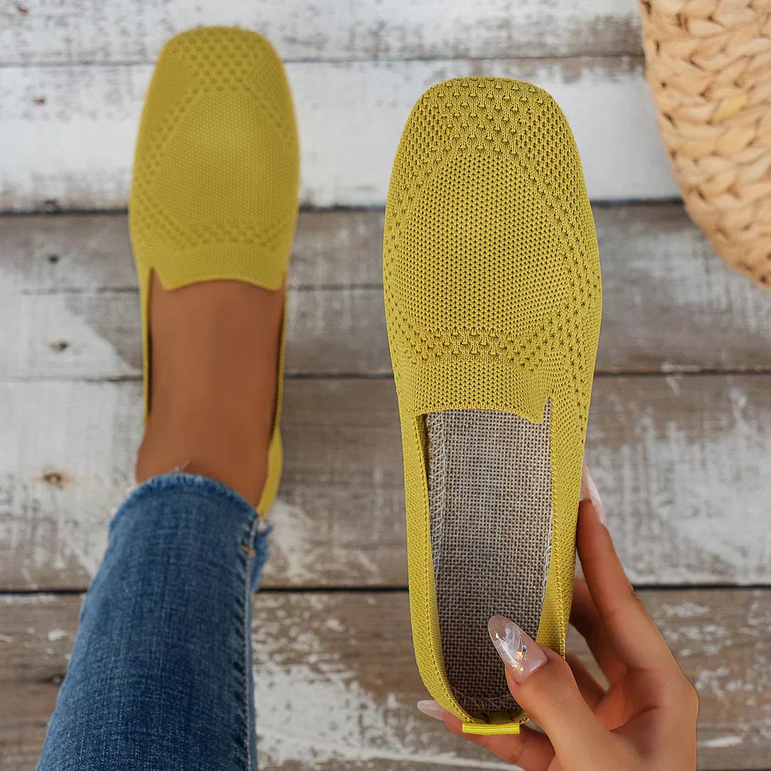 Women's classic orthopedic shoes for everyday wear