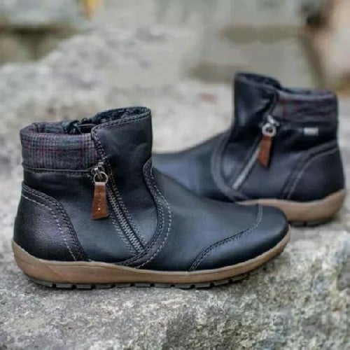 Women's orthopedic boots for wet weather - black