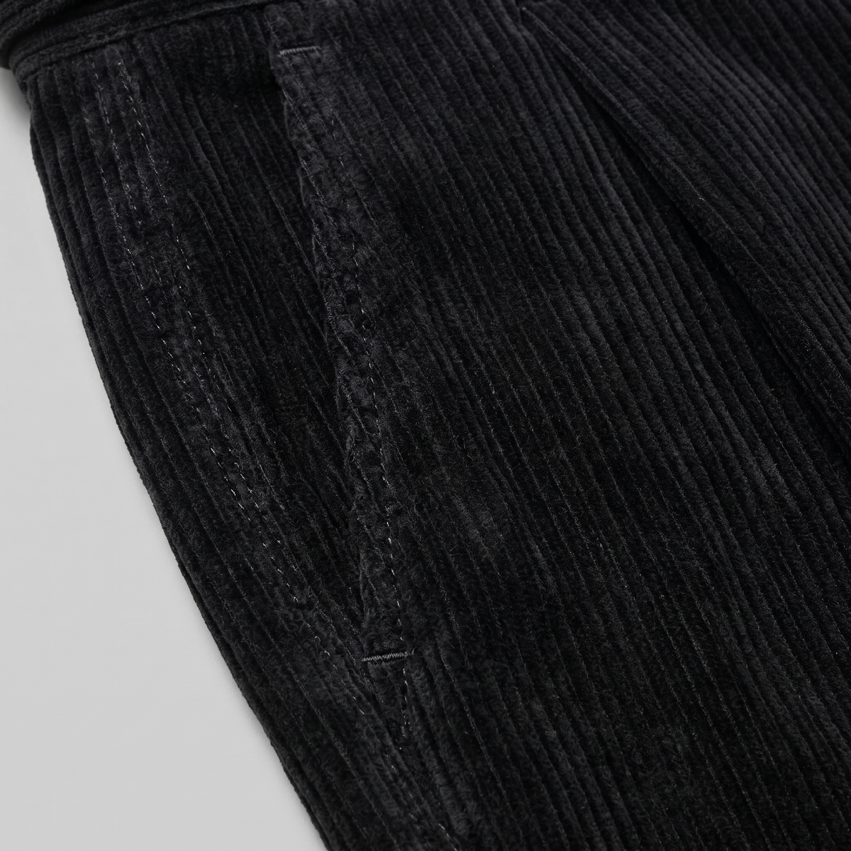 Constantijn - Corduroy Pleated Trousers with Tailored Cut
