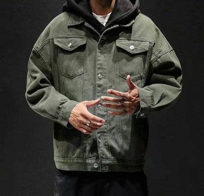 Men's denim jacket with buttoned chest pockets