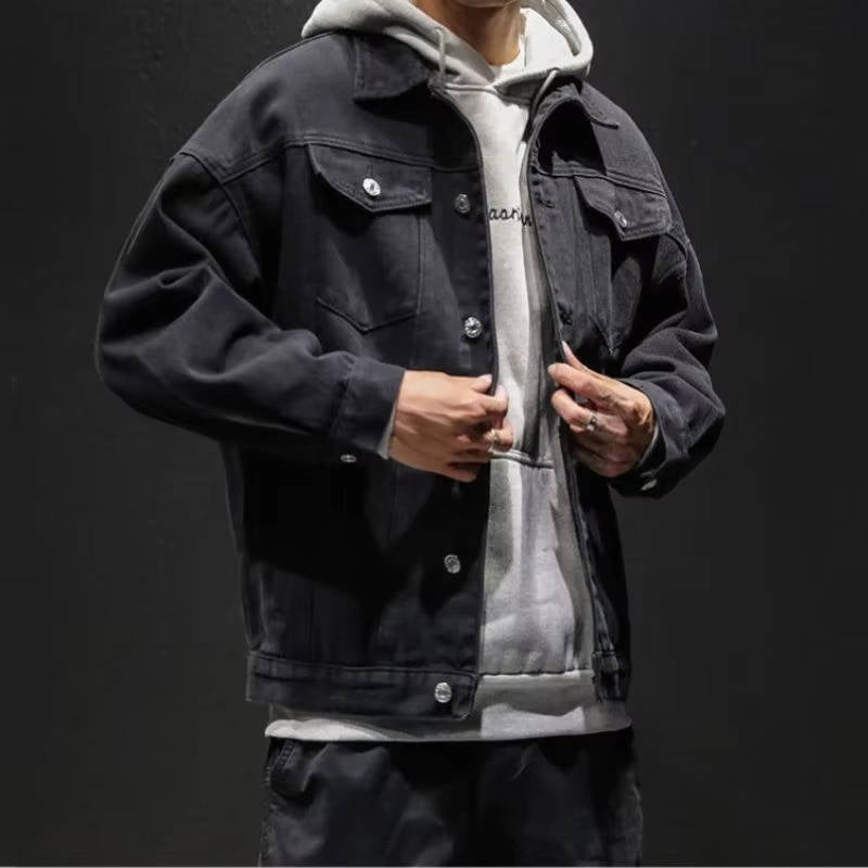 Men's denim jacket with buttoned chest pockets