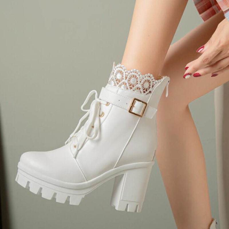 Women's lace-up ankle boots with square heel