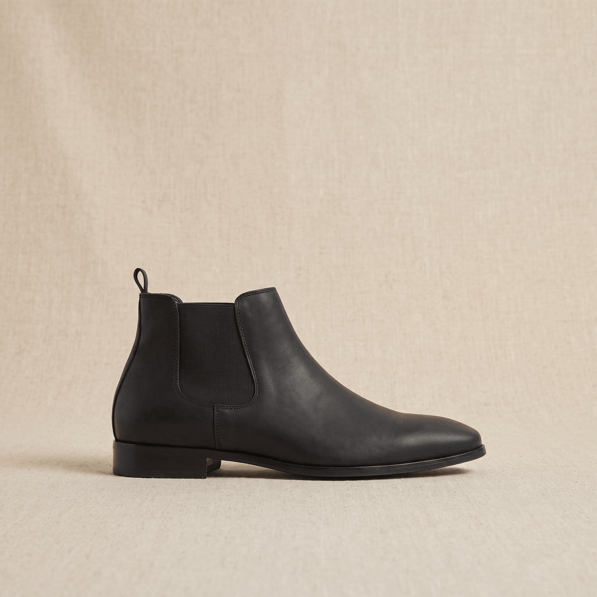 Plain Leather Chelsea Boots with Twin Gussets for Men