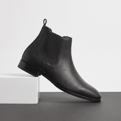 Plain Leather Chelsea Boots with Twin Gussets for Men - black