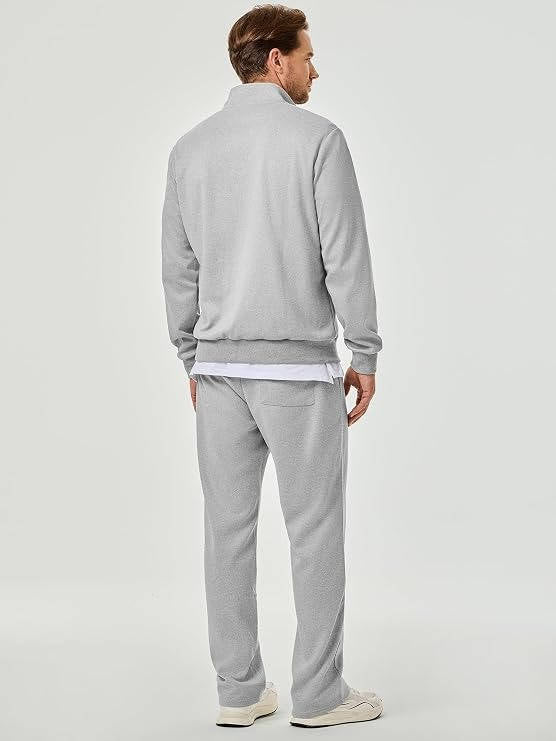 Men's two piece tracksuit with full zip jacket