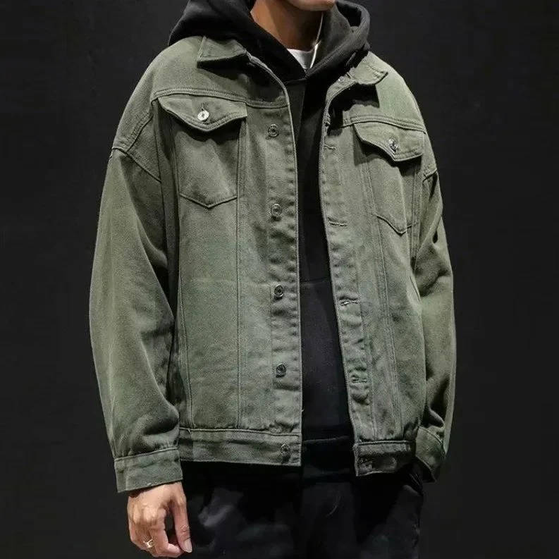 Men's denim jacket with buttoned chest pockets
