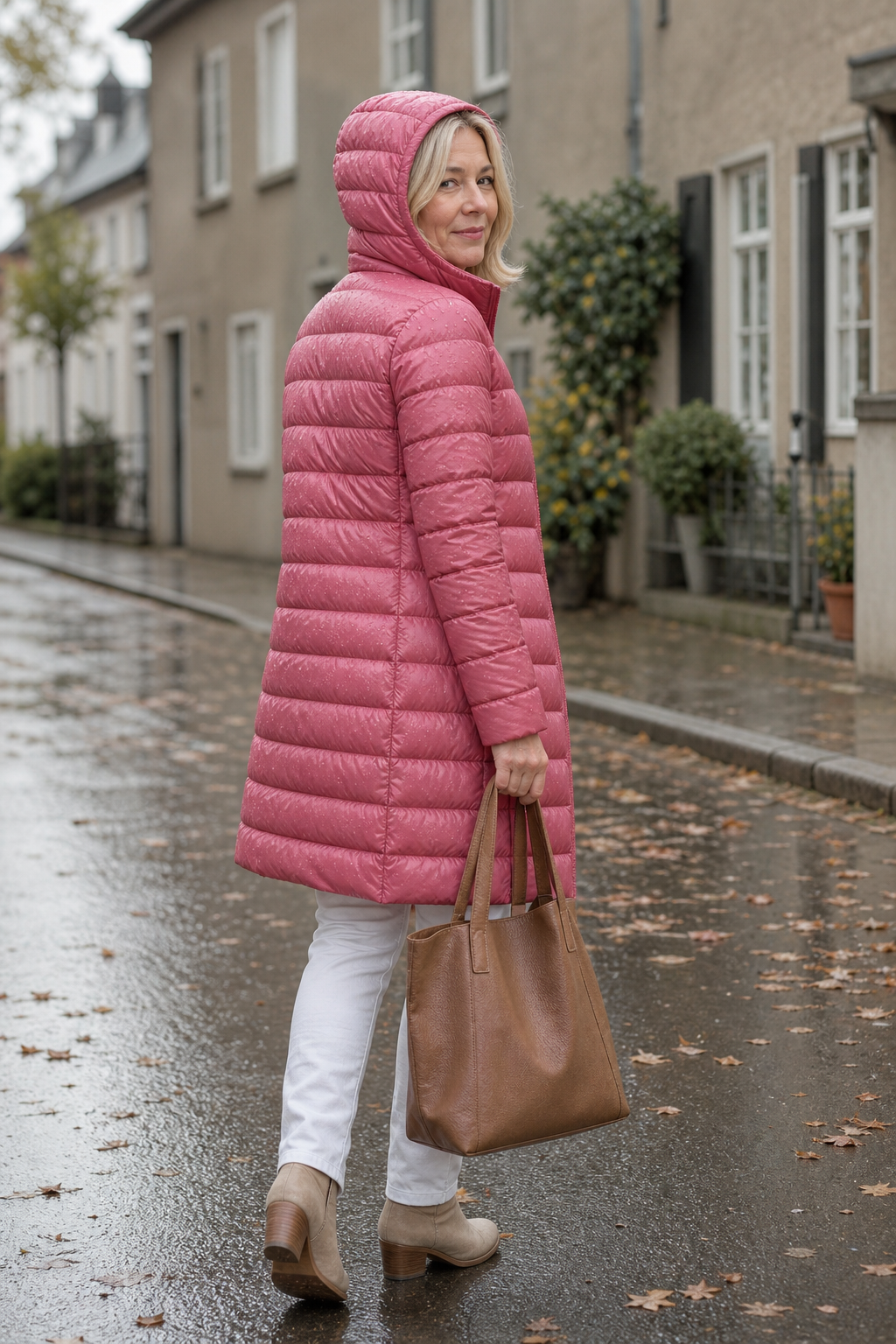 Elodie - Packable Puffer Jacket with Detachable Hood