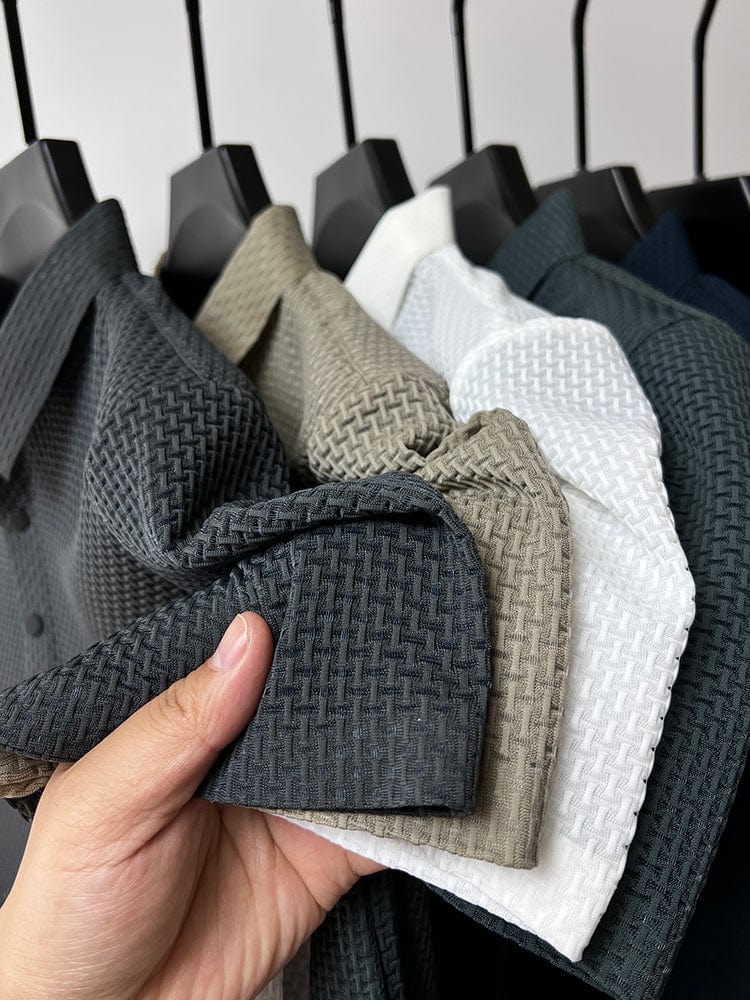mens-knit-polo-shirt-with-spread-collar-and-button-placket-8