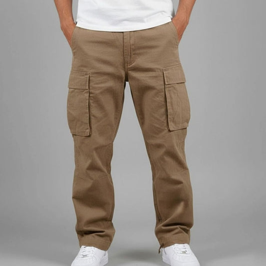 Men's relaxed cargo pants with large thigh pockets - brown