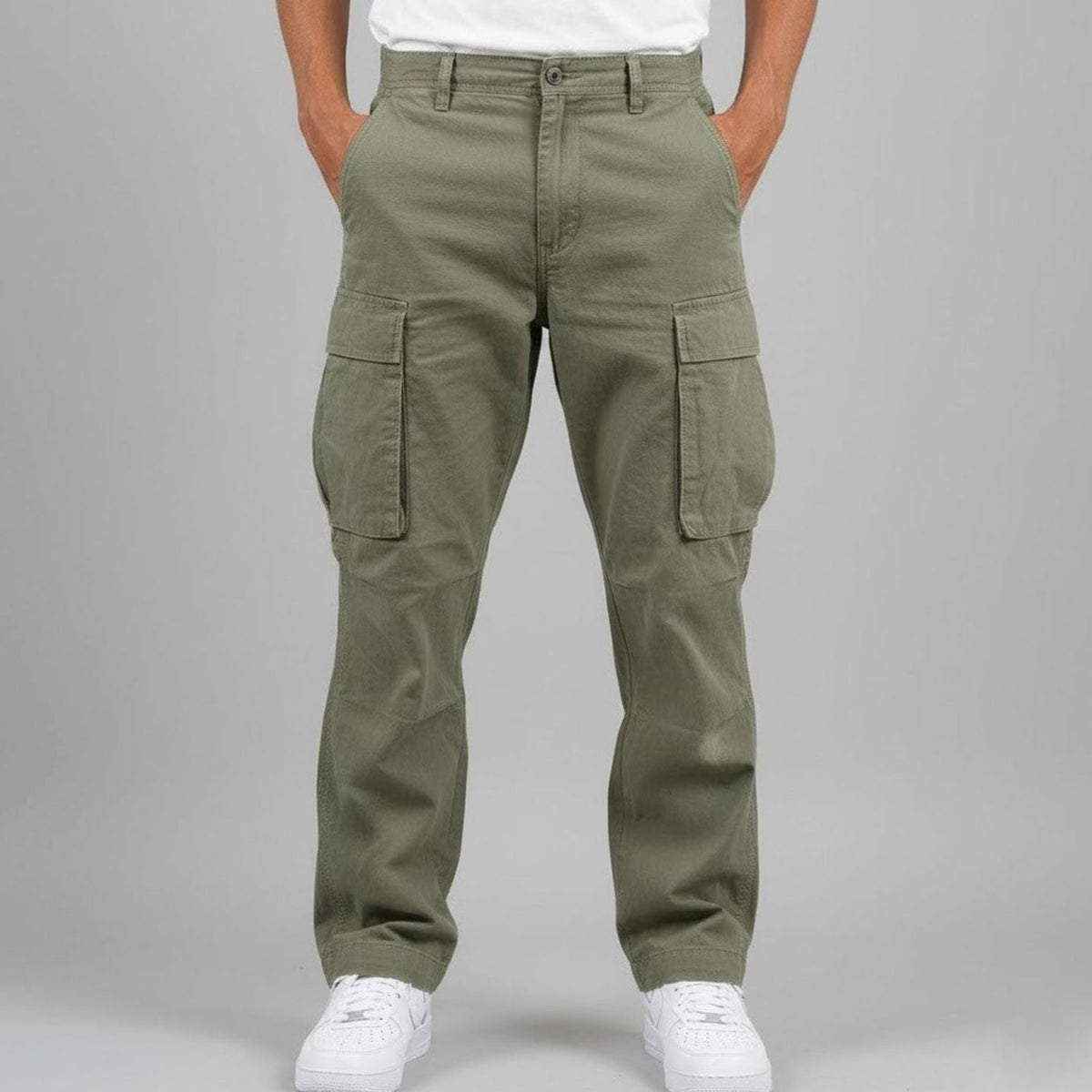 Men's relaxed cargo pants with large thigh pockets - dark green