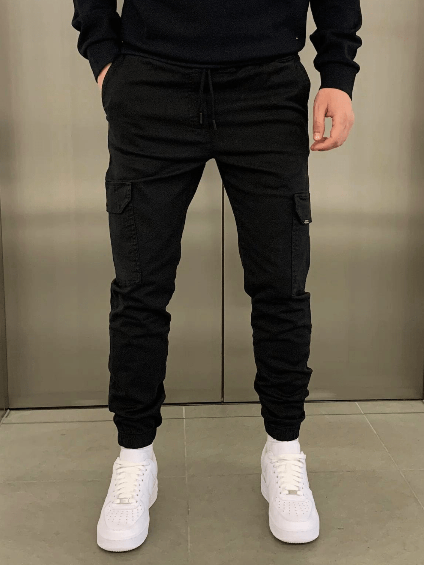 mens-twill-cargo-pants-with-drawstring-waist-and-rib-cuffs-2