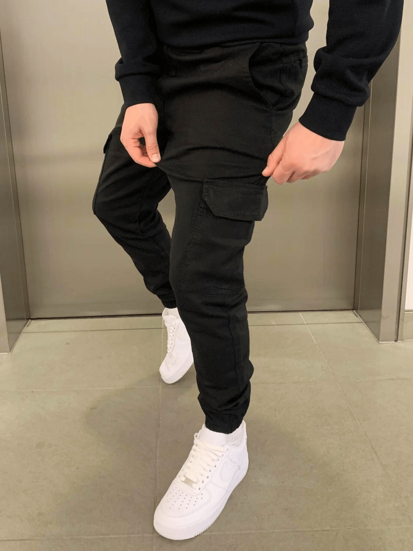 mens-twill-cargo-pants-with-drawstring-waist-and-rib-cuffs-3