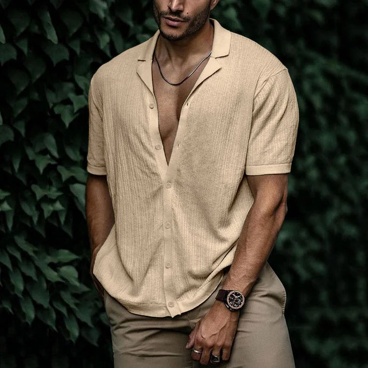 mens-woven-short-sleeve-shirt-with-button-front-and-spread-collar-3