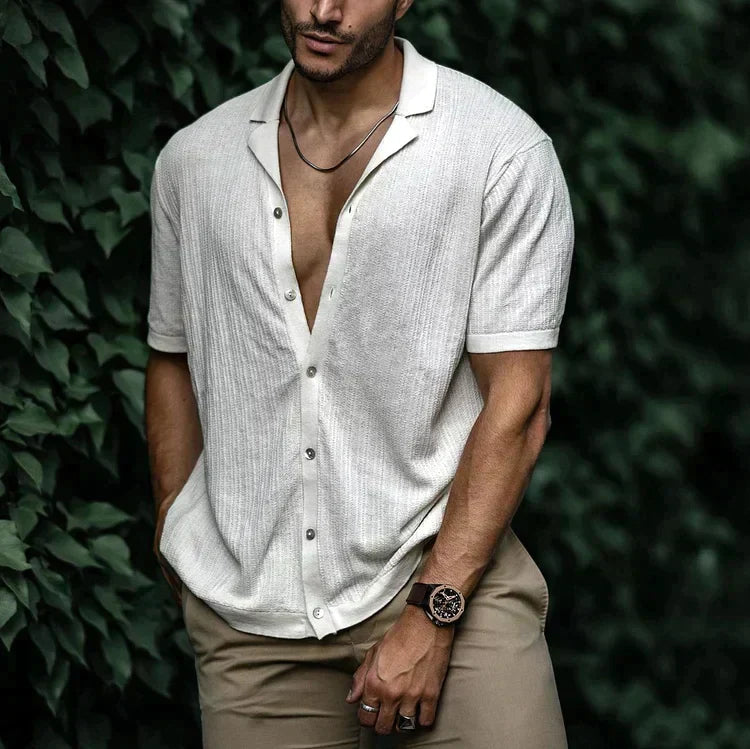 mens-woven-short-sleeve-shirt-with-button-front-and-spread-collar-4