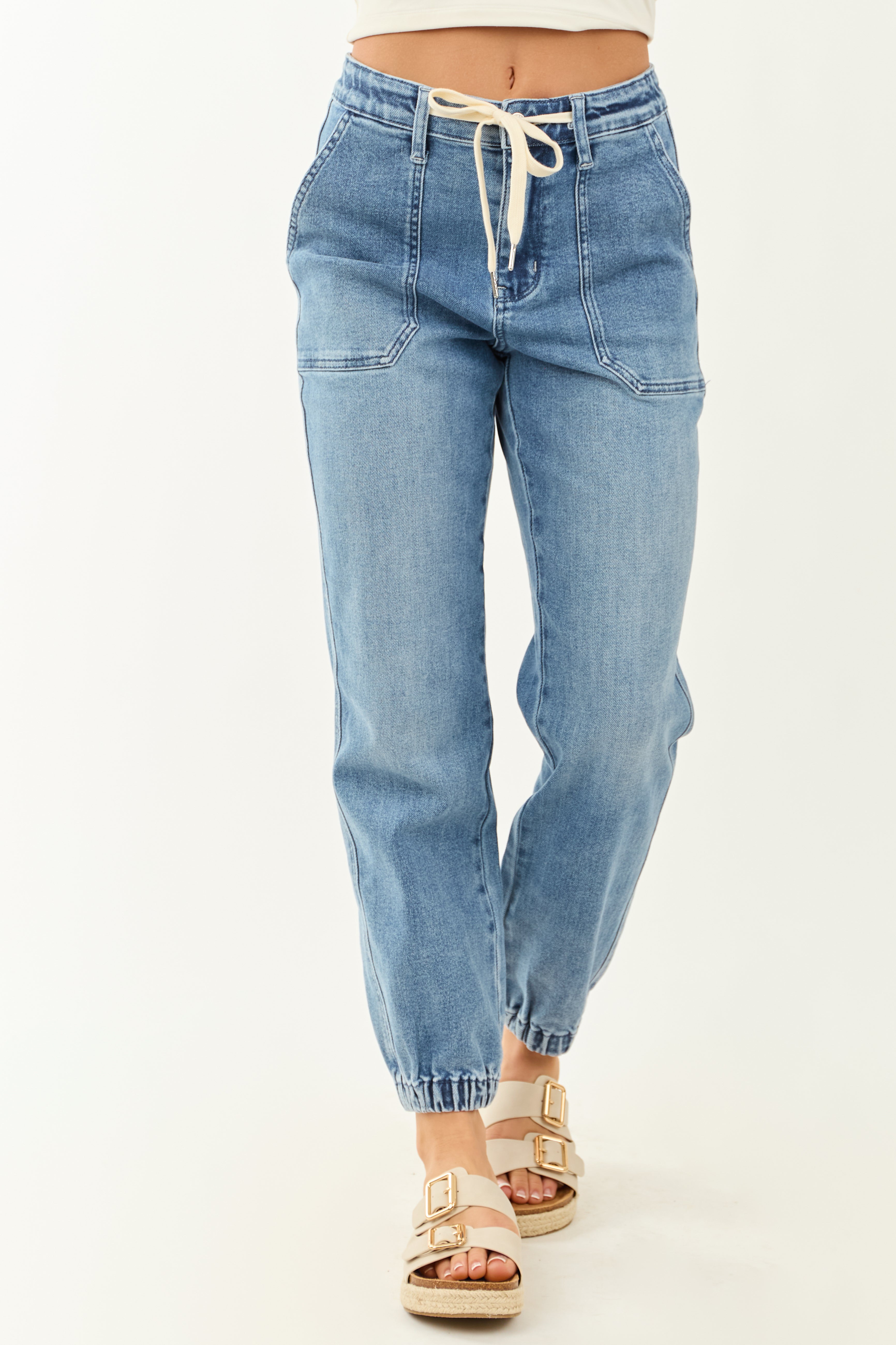 womens-jogger-style-denim-jeans-with-drawstring-waist-and-cuffed-ankles-6