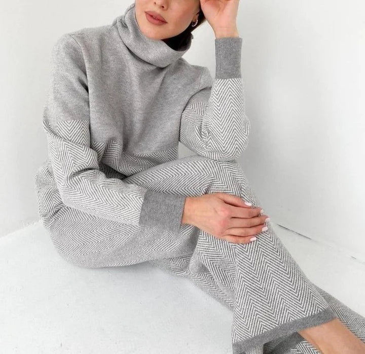 womens-knit-loungewear-set-with-turtleneck-and-herringbone-panels-2