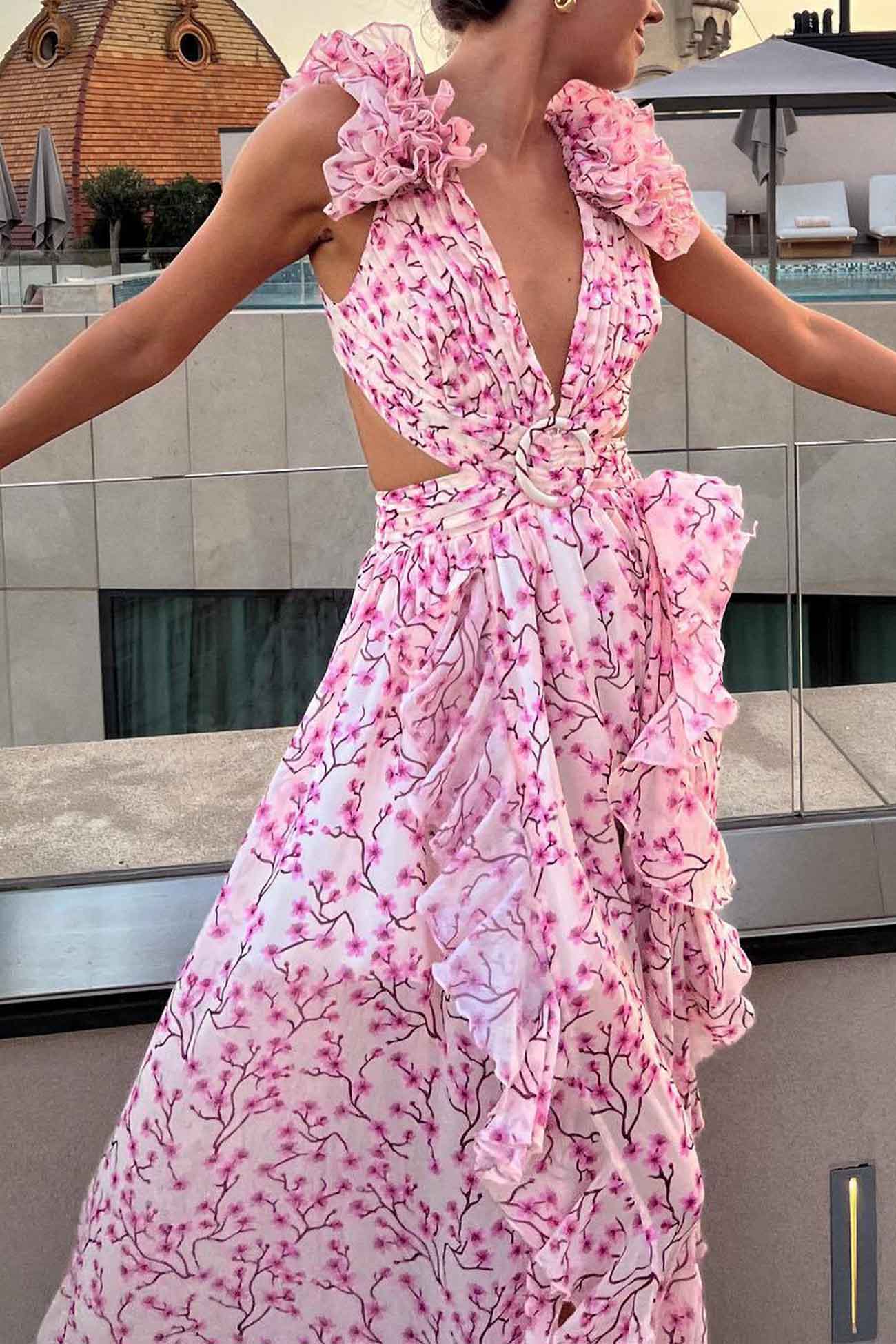 womens-maxi-dresses-for-women-in-floral-print-with-waist-cutouts-and-ruffle-straps-4